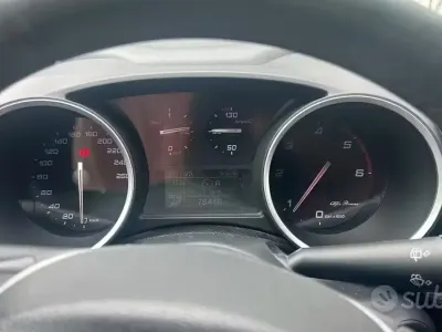 Gebraucht Alfa Romeo Giulietta 120 PS (88 kW) 2017 Weiß Kleinwagen