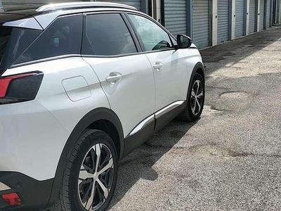 Usata Peugeot 3008 Access 131 CV (96 kW) 2018 Bianco SUV