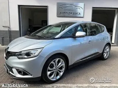 Usata Renault Scénic IV 120 CV (88 kW) 2019 Nero Monovolume