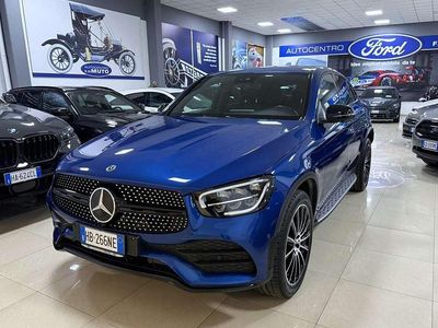 Usata Mercedes GLC300e Premium 194 CV (142 kW) 2022 Cavansite blue SUV