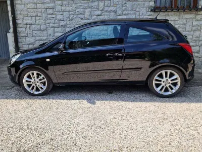 Usata Opel Corsa Sport 90 CV (66 kW) 2007 Utilitaria