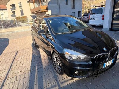 Usata BMW 218 Active Tourer Sport Line 150 CV (110 kW) 2015 Nero Monovolume