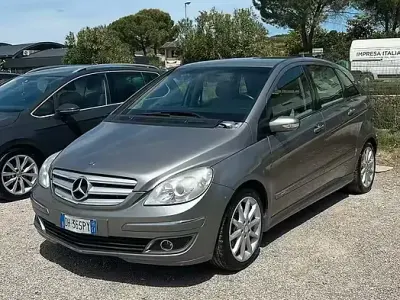 Occasion Mercedes B180 109 PK (80 kW) 2007 Grijs MPV