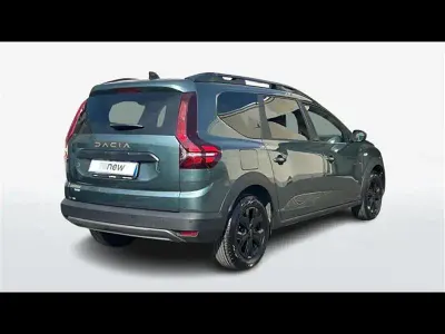 Usata Dacia Jogger Extreme 140 CV (102 kW) 2025 Verde scuro Monovolume