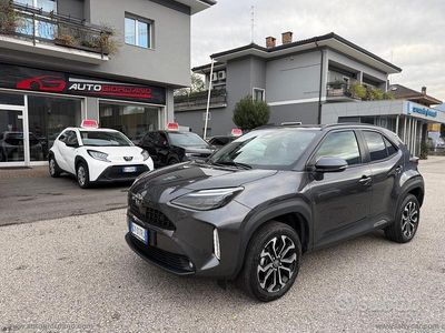 Grigio Usata 2025 Toyota Yaris Cross Trend SUV | 27.800 € (Cara)