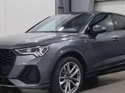 Usata Audi Q3 Sportback 200 CV (147 kW) 2023 Grigio SUV