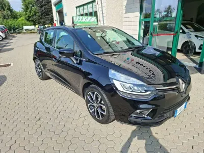 Usata Renault Clio IV Intens 73 CV (53 kW) 2017 Nero Berlina