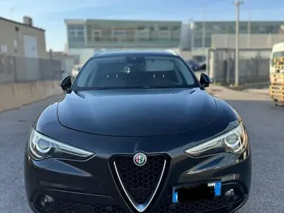 Usata Alfa Romeo Stelvio 210 CV (154 kW) 2018 Nero SUV