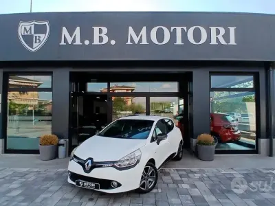 Usata Renault Clio IV 73 CV (53 kW) 2015 Bianco Berlina
