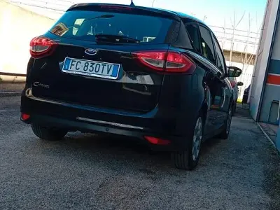 Usata Ford C-MAX 120 CV (88 kW) 2016 Nero Monovolume