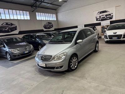 Argento Usata 2007 Mercedes B180 Monovolume | 2950 € (Buon prezzo)