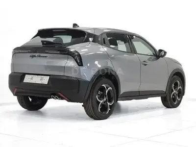 Nuova Alfa Romeo GT Junior 145 CV (106 kW) 2026 Grigio SUV