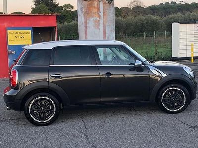 Begagnad Mini Cooper D Countryman 111 HK (81 kW) 2015 Grå SUV
