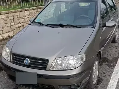 Usata Fiat Punto Classica 69 CV (50 kW) 2007 Grigio Utilitaria