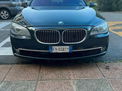 Usata BMW 740 306 CV (225 kW) 2010 Nero Berlina