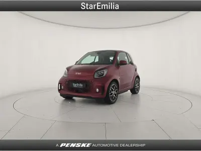 Usata Smart ForTwo Coupé Prime 60 kW (82 CV) 2023 Rosso Utilitaria