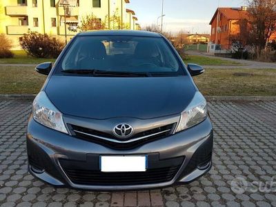 usata Toyota Yaris 1.4 DIESEL AUTOMATICA 5 porte