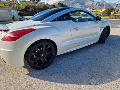 Peugeot RCZ