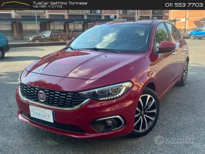 Usata Fiat Tipo Lounge 120 CV (88 kW) 2019 Rosso Berlina