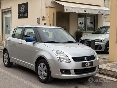 Usata Suzuki Swift 92 CV (67 kW) 2010 Grigio Utilitaria