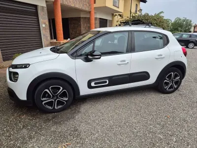 Usata Citroën C3 PureTech 83 CV (61 kW) 2021 Bianco Utilitaria