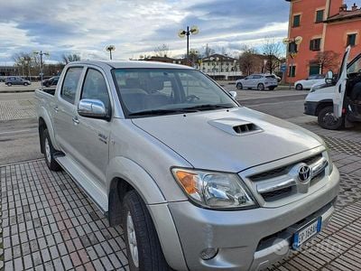 Usata Toyota HiLux 171 CV (125 kW) 2007 Grigio Pick-up