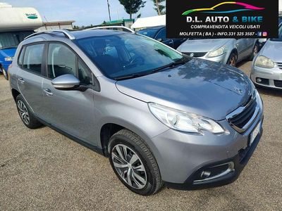 Usata Peugeot 2008 Active 82 CV (60 kW) 2016 Argento SUV