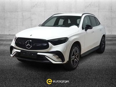 Usata Mercedes GLC300 AMG Line Premium 269 CV (197 kW) 2024 Bianco pastello SUV