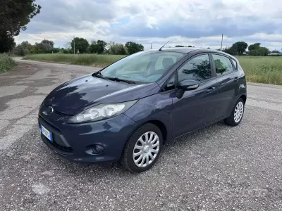 Second-hand Ford Fiesta 60 CP (44 kW) 2011 Gri Berlinǎ
