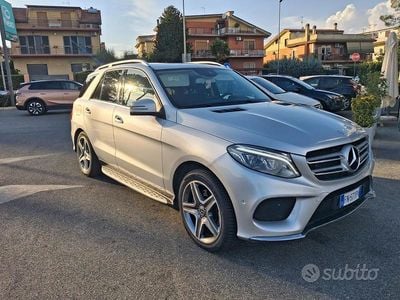 Usata Mercedes GLE250 AMG 204 CV (150 kW) 2018 Grigio Station wagon