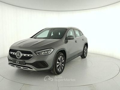 Usata Mercedes GLA200 150 CV (110 kW) 2022 Grigio SUV