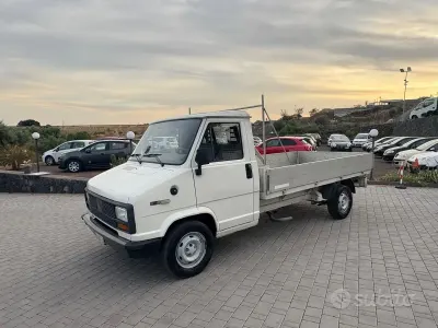 Usata Fiat Ducato 82 CV (60 kW) 1993 Bianco Furgone