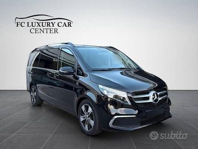 Usata Mercedes V250 Premium 190 CV (139 kW) 2022 Nero Monovolume
