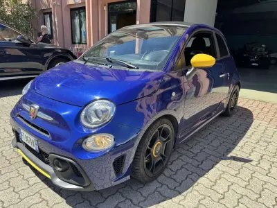 Usata Abarth 595C Pista 160 CV (117 kW) 2019 Blu/azzurro Cabrio