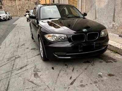 Usata BMW 118 2009 Nero Utilitaria