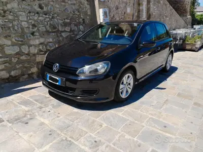 Usata VW Golf VI Edition 105 CV (77 kW) 2011 Nero Utilitaria