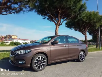 Usata Fiat Tipo Lounge 120 CV (88 kW) 2017 Grigio Berlina