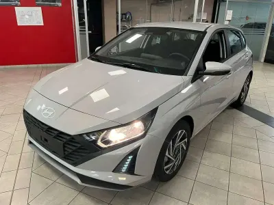 Nuova Hyundai i20 79 CV (58 kW) 2026 Argento Utilitaria