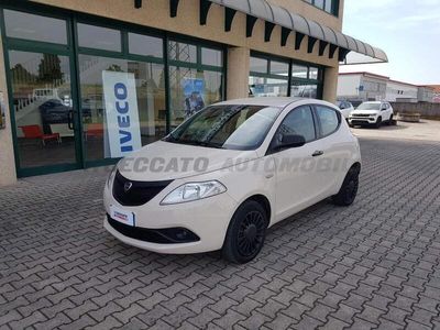 usata Lancia Ypsilon III 2015 1.2 Elefantino Blu ecochic Gpl 69cv my19