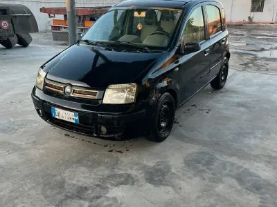 Usata Fiat Panda 69 CV (50 kW) 2006 Utilitaria