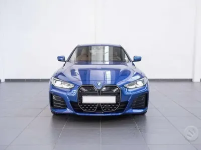 Usata BMW i4 M Sport 250 kW (340 CV) 2022 Blu Berlina