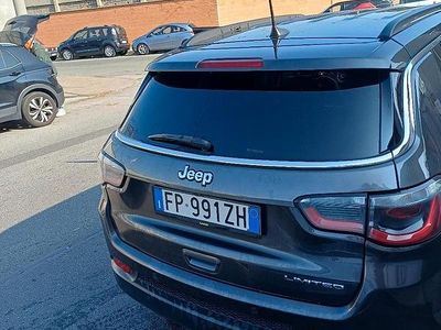 Usata Jeep Compass 120 CV (88 kW) 2018 Grigio SUV