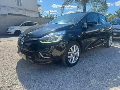 Usata Renault Clio IV Life 75 CV (55 kW) 2019 Nero Berlina