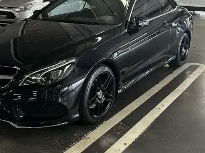 Usata Mercedes E220 Executive 170 CV (125 kW) 2015 Nero Cabrio