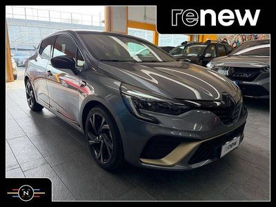 Begagnad Renault Clio V Engineered 145 HK (106 kW) 2023 Grå Halvkombi