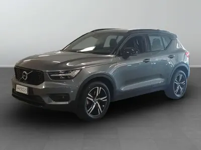 Usata Volvo XC40 R-Design 247 CV (181 kW) 2018 5v grigio mangano metallizzato SUV