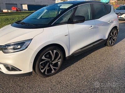 Usata 2017 Renault Scénic Bose Edition Monovolume | 12.000 €