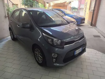 Usata Kia Picanto Style 67 CV (49 kW) 2020 Grigio Utilitaria