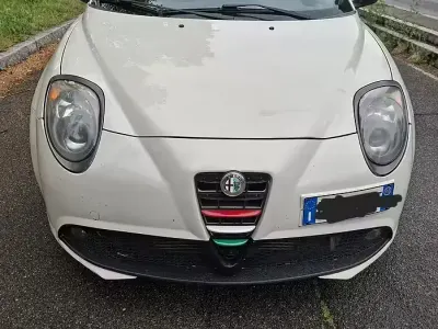 Begagnad Alfa Romeo MiTo Quadrifoglio 170 HK (125 kW) 2011 Vit Halvkombi