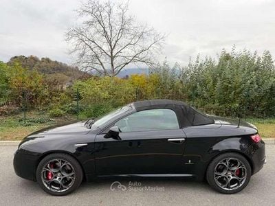 Begagnad Alfa Romeo Spider 209 HK (153 kW) 2008 Svart Cab